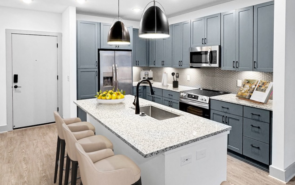 A7 - 1 bedroom floorplan layout with 1 bathroom and 743 square feet (Kitchen
)